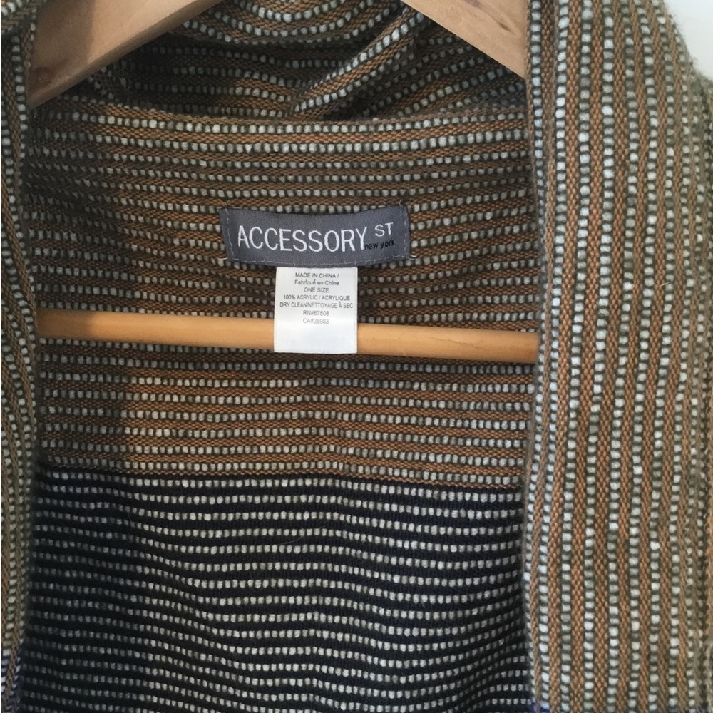 Striped Multicolor Open Front Vest - Picture 2 of 3